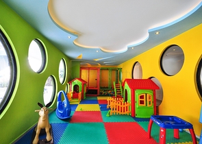 اطلالة بحر - مجمع بخدمات 5 نجوم -شقة 2 غرفة وصالة -في كارجي جاك / الانيا