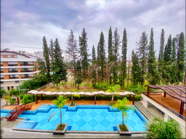 بنتهاوس 4 + 1 في مشروع راقٍ في أنجالي كونيالتي