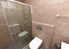 مجمع حديث -شقة 2 غرفة وصالة - مطبخ منفصل -في مهموتلار / الانيا 