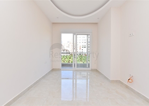 مجمع حديث -شقة 2 غرفة وصالة - مطبخ منفصل -في مهموتلار / الانيا 