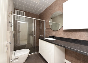 مجمع حديث -شقة 2 غرفة وصالة - مطبخ منفصل -في مهموتلار / الانيا 