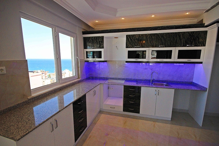 اطلالة بحر - دوبلكس فاخرة - 4 غرف وصالة -في مهموتلار / الانيا 