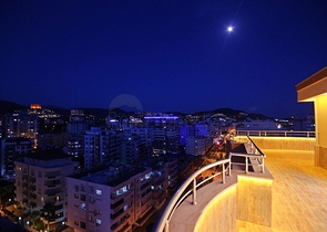 اطلالة بحر - دوبلكس فاخرة - 4 غرف وصالة -في مهموتلار / الانيا 