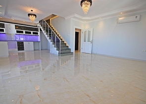 اطلالة بحر - دوبلكس فاخرة - 4 غرف وصالة -في مهموتلار / الانيا 