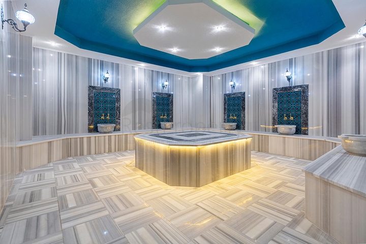 شقة انيقة ضمن مجمع حديث فاخر - تصميم 1+1 مع الاثاث -في كارجي جاك / الانيا 