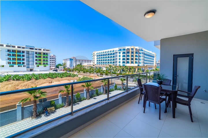 شقة انيقة ضمن مجمع حديث فاخر - تصميم 1+1 مع الاثاث -في كارجي جاك / الانيا 