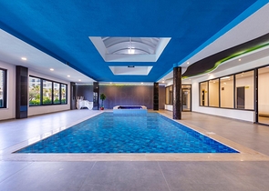 شقة انيقة ضمن مجمع حديث فاخر - تصميم 1+1 مع الاثاث -في كارجي جاك / الانيا 