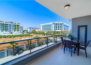 شقة انيقة ضمن مجمع حديث فاخر - تصميم 1+1 مع الاثاث -في كارجي جاك / الانيا 