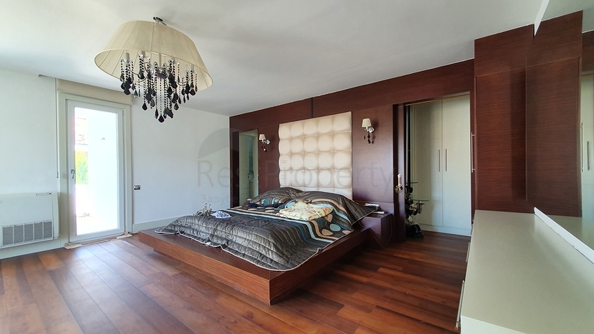 فيلا فاخرة من 5 غرف نوم في وسط فتحية