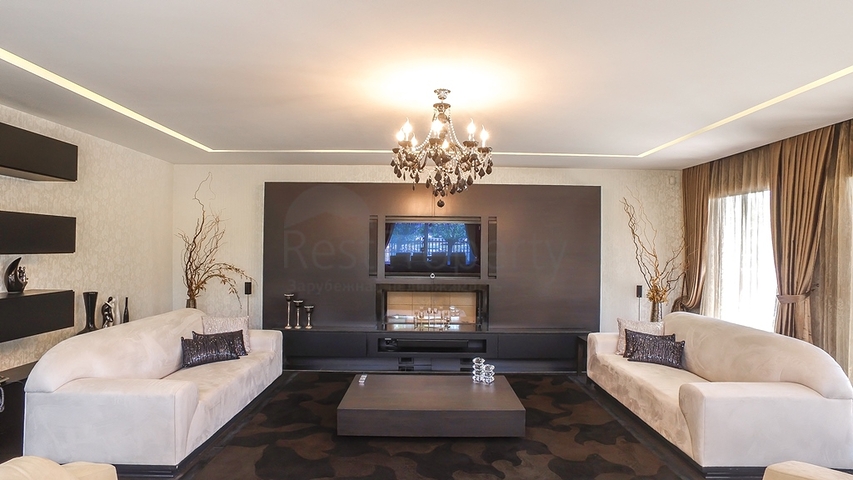 فيلا فاخرة من 5 غرف نوم في وسط فتحية