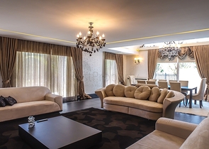 فيلا فاخرة من 5 غرف نوم في وسط فتحية