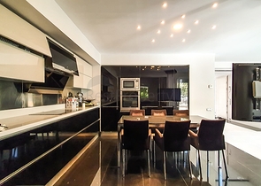 فيلا فاخرة من 5 غرف نوم في وسط فتحية