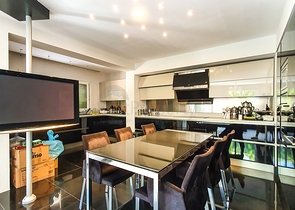 فيلا فاخرة من 5 غرف نوم في وسط فتحية