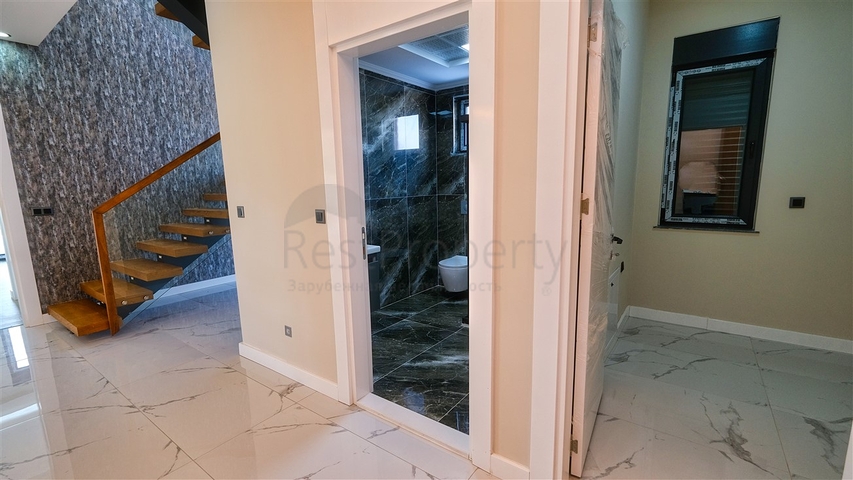 فيلا منفصلة 5 + 1 في يشيلباهير دوشيميتي