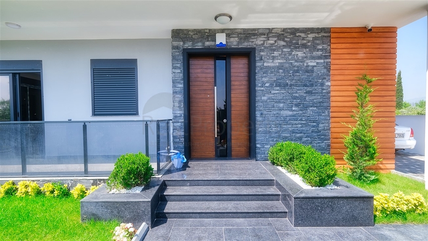 فيلا منفصلة 5 + 1 في يشيلباهير دوشيميتي