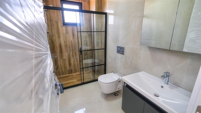 فيلا منفصلة 5 + 1 في يشيلباهير دوشيميتي