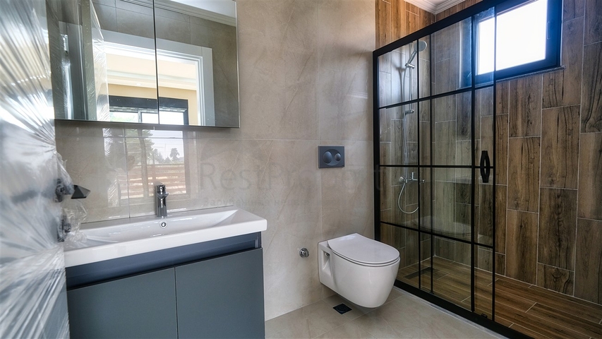 فيلا منفصلة 5 + 1 في يشيلباهير دوشيميتي