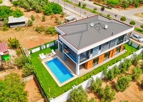 فيلا منفصلة 5 + 1 في يشيلباهير دوشيميتي