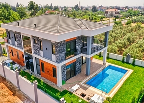 فيلا منفصلة 5 + 1 في يشيلباهير دوشيميتي