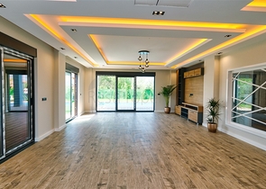 فيلا منفصلة 5 + 1 في يشيلباهير دوشيميتي