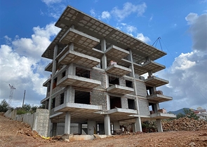 بالتقسيط دون فوائد - شقق قيد الانشاء -في منطقة اوبا المركزية / الانيا 