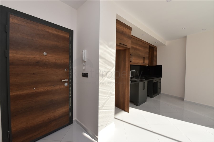 مجمع فاخر - خدمات 5 نجوم -شقة غرفة وصالة - في مهموتلار / الانيا 