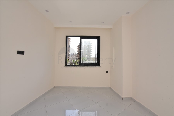 مجمع فاخر - خدمات 5 نجوم -شقة غرفة وصالة - في مهموتلار / الانيا 