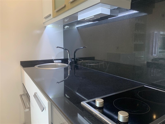 قريبة من شاطئ كليوباترا - شقة غرفة وصالة -مفروشة -في مركز الانيا 