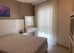 قريبة من شاطئ كليوباترا - شقة غرفة وصالة -مفروشة -في مركز الانيا 