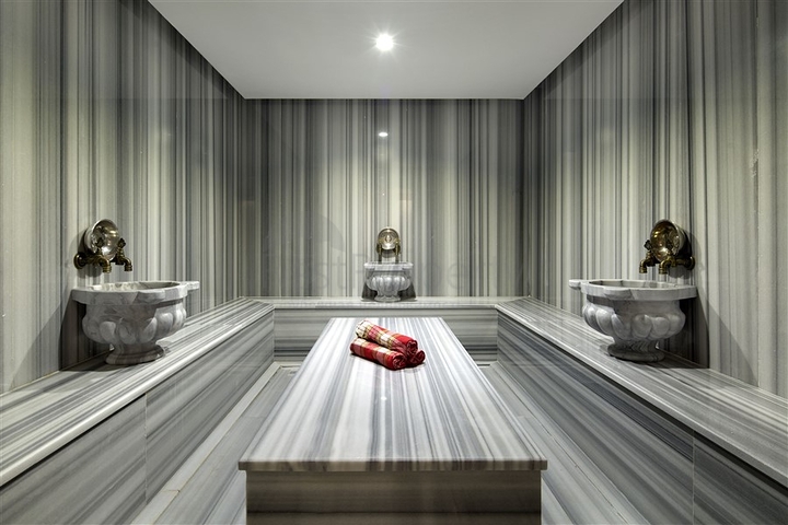 مناسبة للاستثمار - شقة في مركز الانيا - تصميم 1+1 