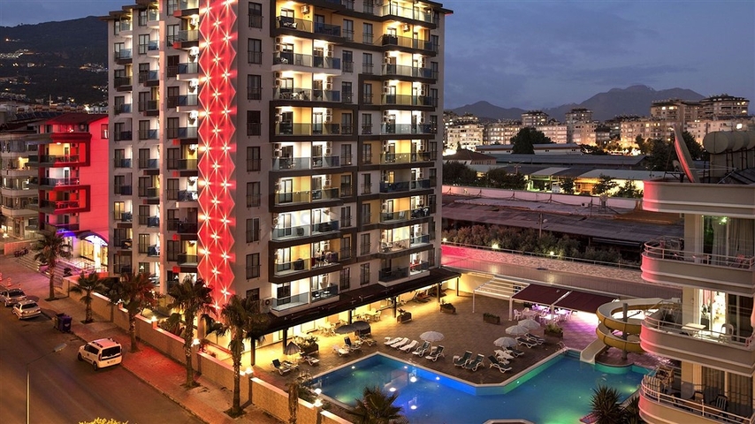 مناسبة للاستثمار - شقة في مركز الانيا - تصميم 1+1 