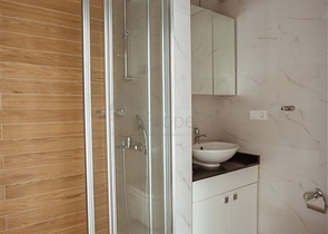 مناسبة للاستثمار - شقة في مركز الانيا - تصميم 1+1 