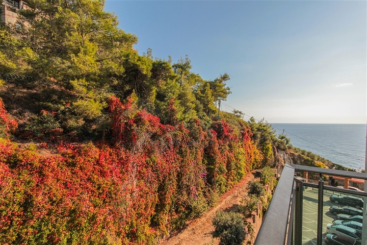 اطلالة بحرية - مجمع 5 نجوم -شقة غرفتين وصالة - مفروشة -في كارجي جاك/ الانيا 