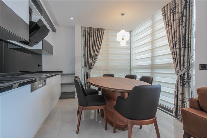 اطلالة بحرية - مجمع 5 نجوم -شقة غرفتين وصالة - مفروشة -في كارجي جاك/ الانيا 