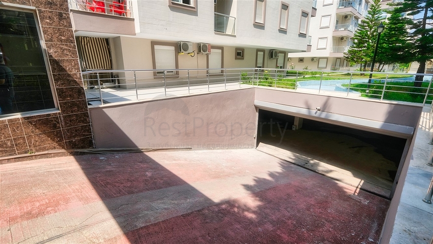 شقة 2 + 1 على مسافة قريبة من البحر في أنطاليا