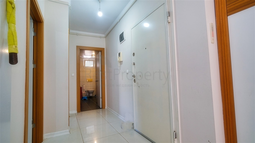 شقة 2 + 1 على مسافة قريبة من البحر في أنطاليا