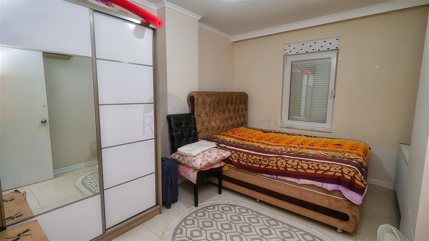 شقة 2 + 1 على مسافة قريبة من البحر في أنطاليا