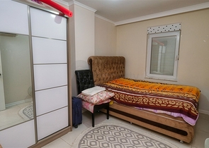 شقة 2 + 1 على مسافة قريبة من البحر في أنطاليا