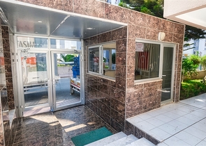 شقة 2 + 1 على مسافة قريبة من البحر في أنطاليا