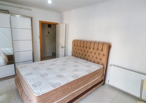 شقة 2 + 1 على مسافة قريبة من البحر في أنطاليا