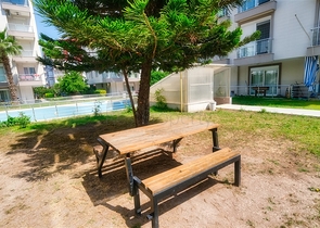 شقة 2 + 1 على مسافة قريبة من البحر في أنطاليا