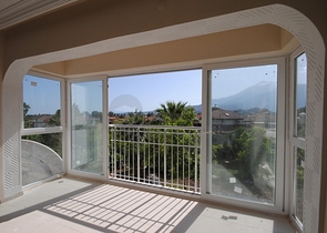 فيلا في كيمير تطل على جبال طوروس