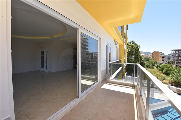 مجمع سكني حديث -شقة 2 غرفة وصالة -في مهموتلار / الانيا 