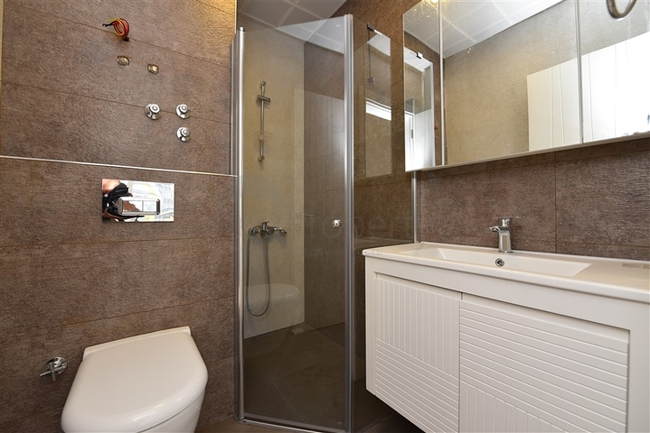 مجمع سكني حديث -شقة 2 غرفة وصالة -في مهموتلار / الانيا 