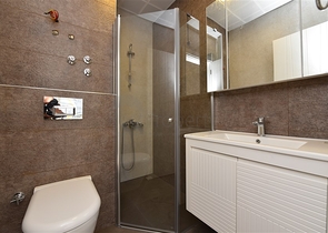 مجمع سكني حديث -شقة 2 غرفة وصالة -في مهموتلار / الانيا 