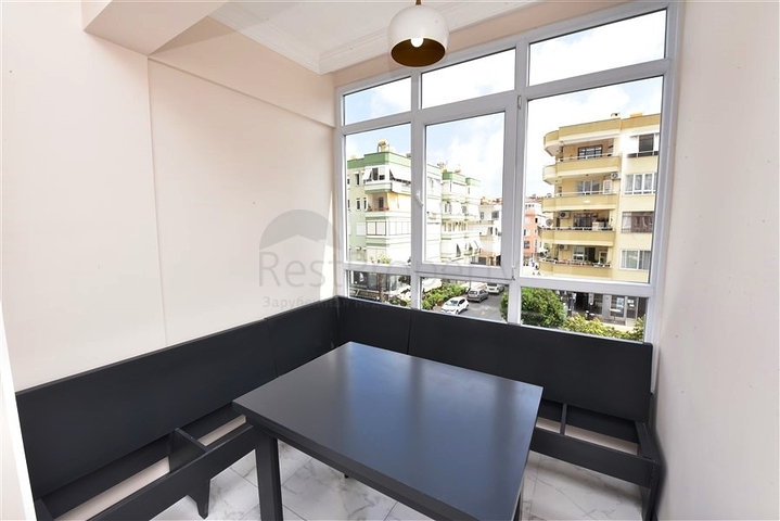 سعر مناسب -شقة 2 غرفة وصالة -في مركز مدينة الانيا 