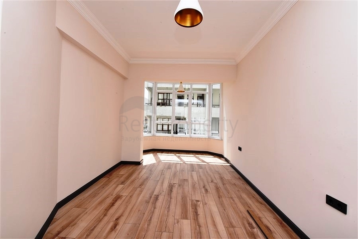 سعر مناسب -شقة 2 غرفة وصالة -في مركز مدينة الانيا 