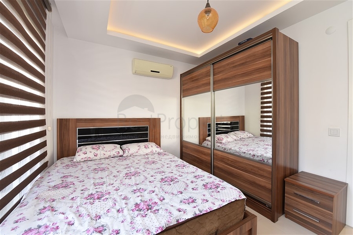 مناسبة للمهتمين بالاستثمار -شقة مفروشة -تصميم 1+1 - في مركز الانيا 