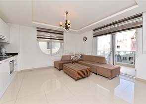 مناسبة للمهتمين بالاستثمار -شقة مفروشة -تصميم 1+1 - في مركز الانيا 