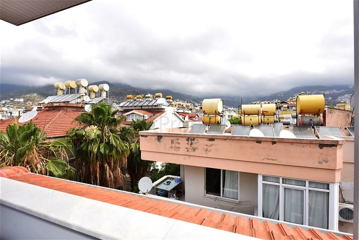 قريبة من شاطئ كليوباترا - دوبلكس 3 غرف وصالة -في مركز الانيا 